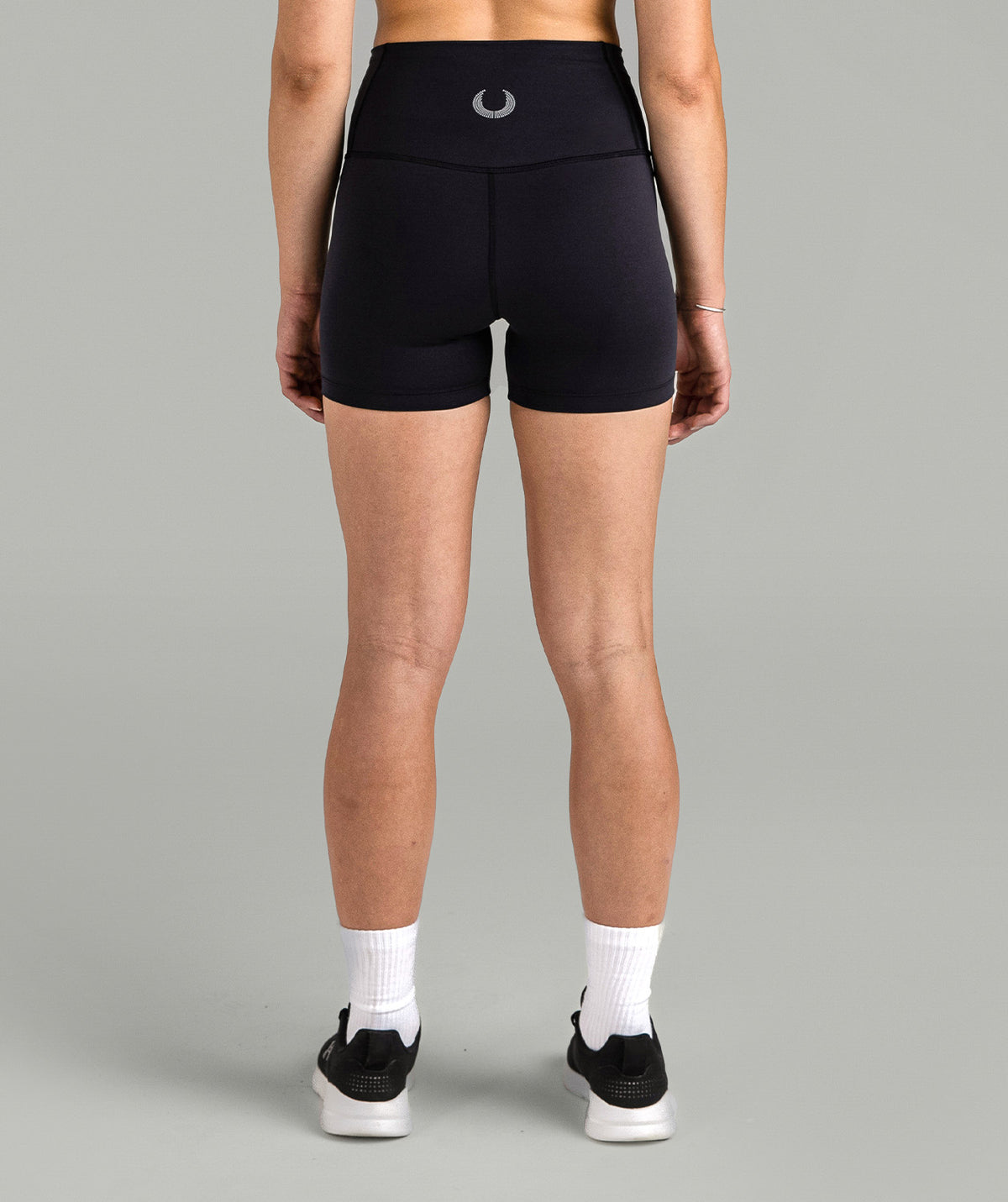 Women's Wreath Performance Short 4" - Black